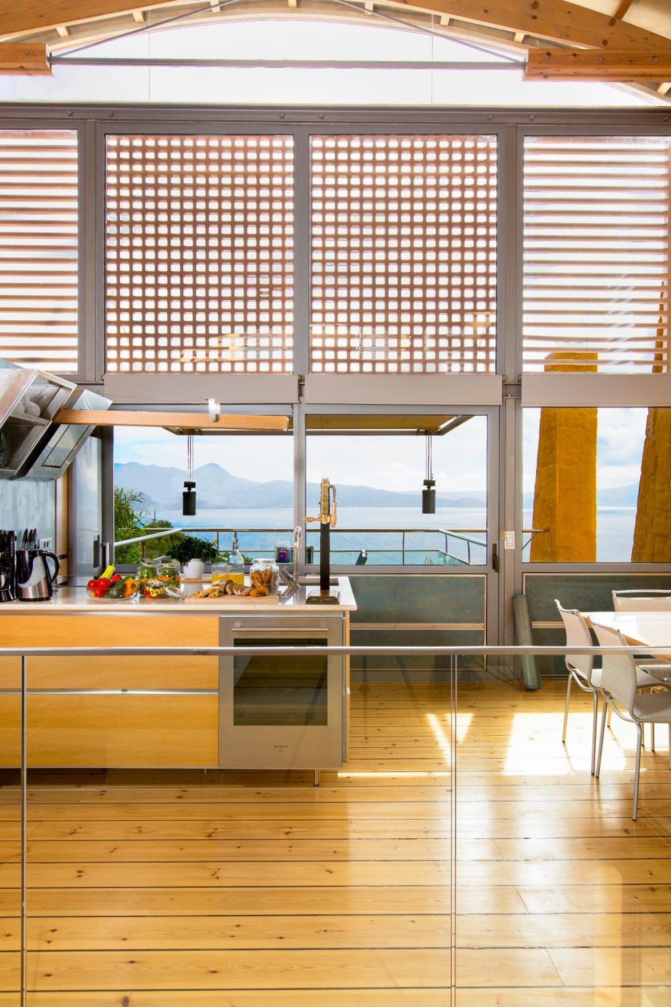 חאניה Beachfront Ravdoucha Epavlis Eleni Villa - Pool, Hot Tub, Gym, Sauna, Private Parking, Wifi מראה חיצוני תמונה