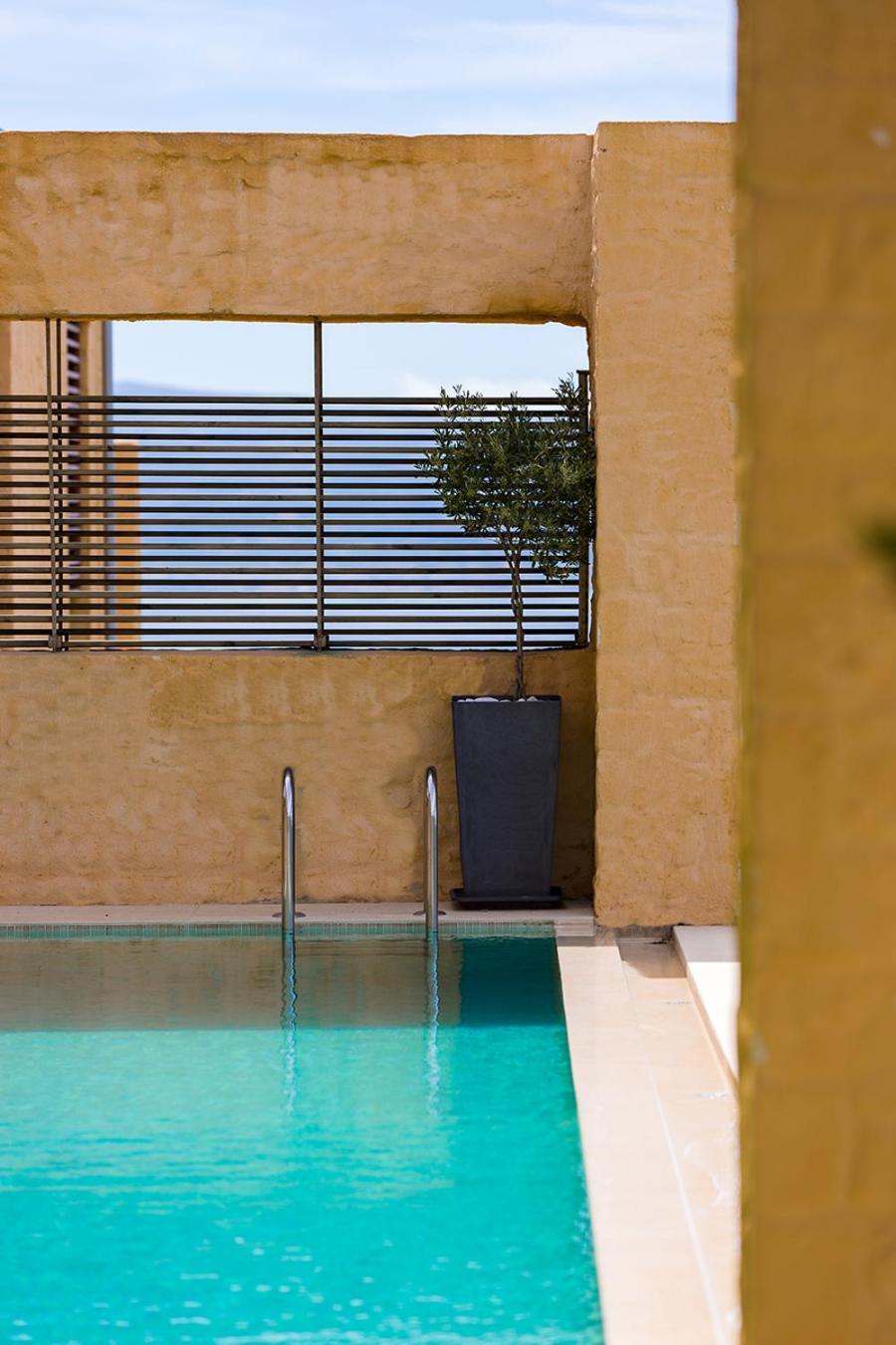 חאניה Beachfront Ravdoucha Epavlis Eleni Villa - Pool, Hot Tub, Gym, Sauna, Private Parking, Wifi מראה חיצוני תמונה